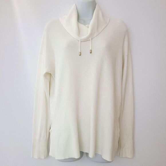 Cream Turtleneck With Drawstring Collar and Thermal Knit M - Picture 1 of 7